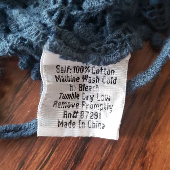 Johnny Was Blue Chic Trendy Floral Crochet Knit Boho Feminine Cardigan Size M - Picture 6 of 8